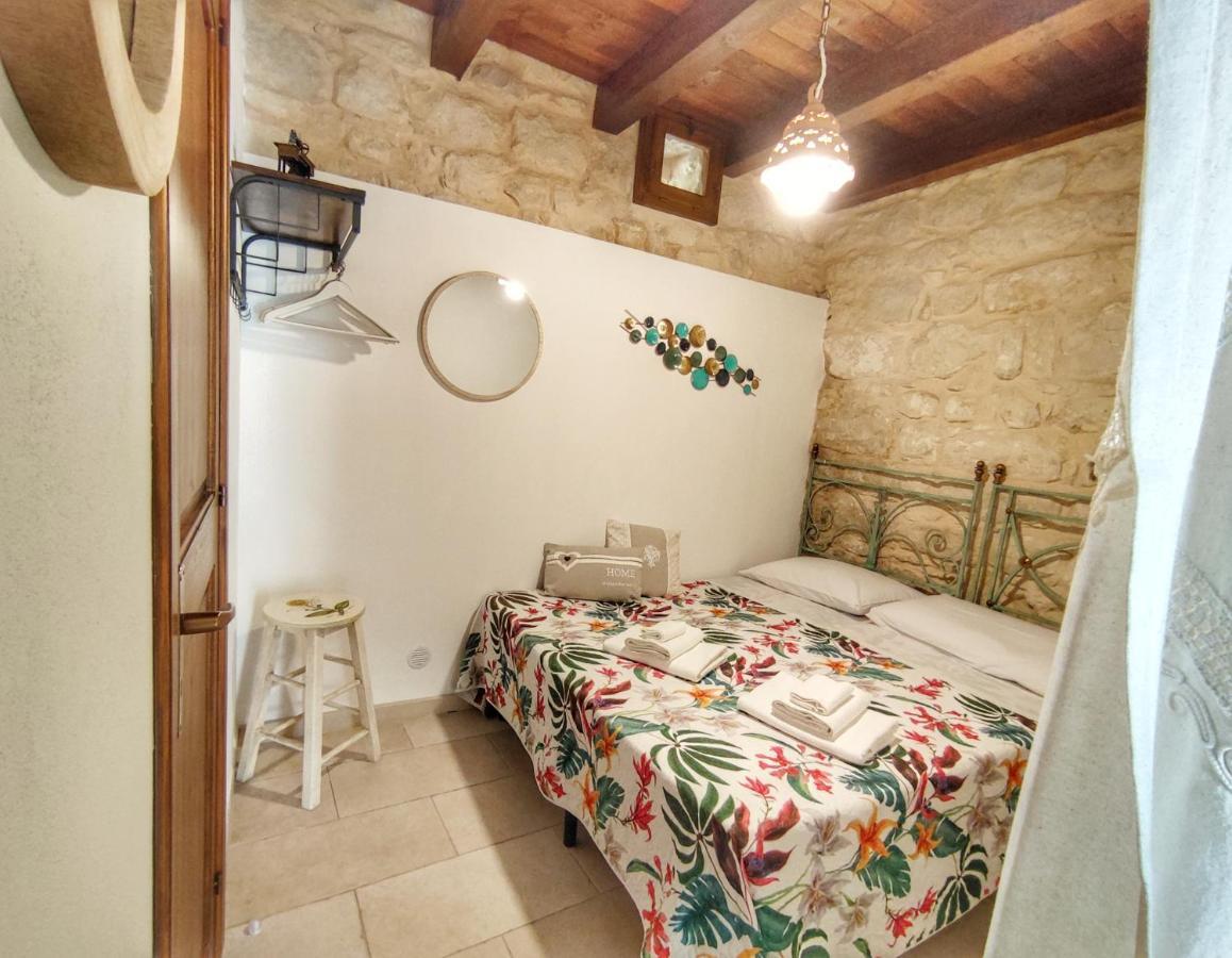 Lilibeth Houses - Charming & Lovely Views شيكلي المظهر الخارجي الصورة