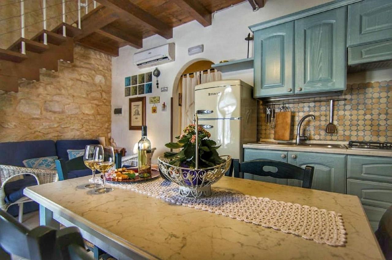 Lilibeth Houses - Charming & Lovely Views شيكلي المظهر الخارجي الصورة