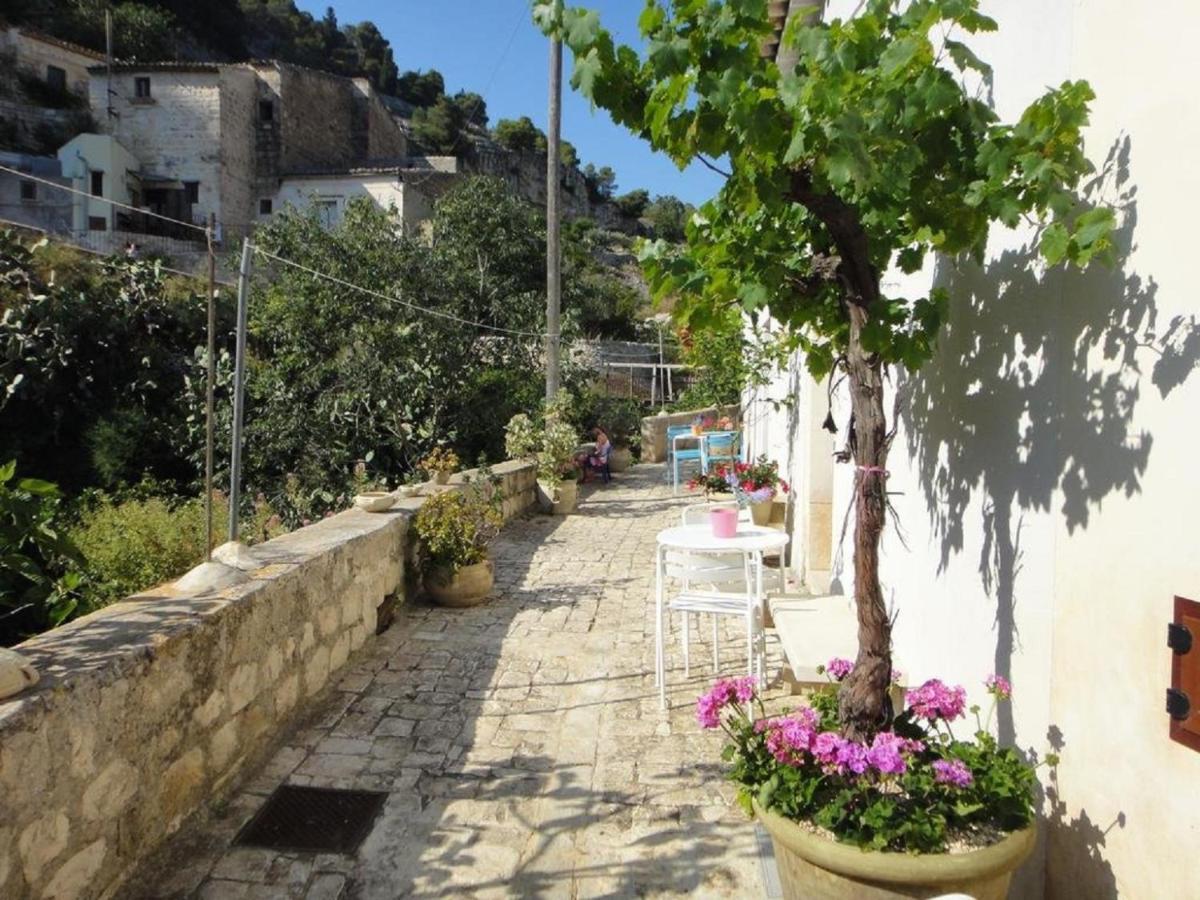 Lilibeth Houses - Charming & Lovely Views شيكلي المظهر الخارجي الصورة