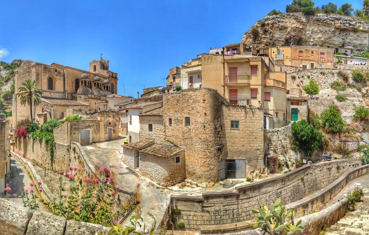 Lilibeth Houses - Charming & Lovely Views شيكلي المظهر الخارجي الصورة