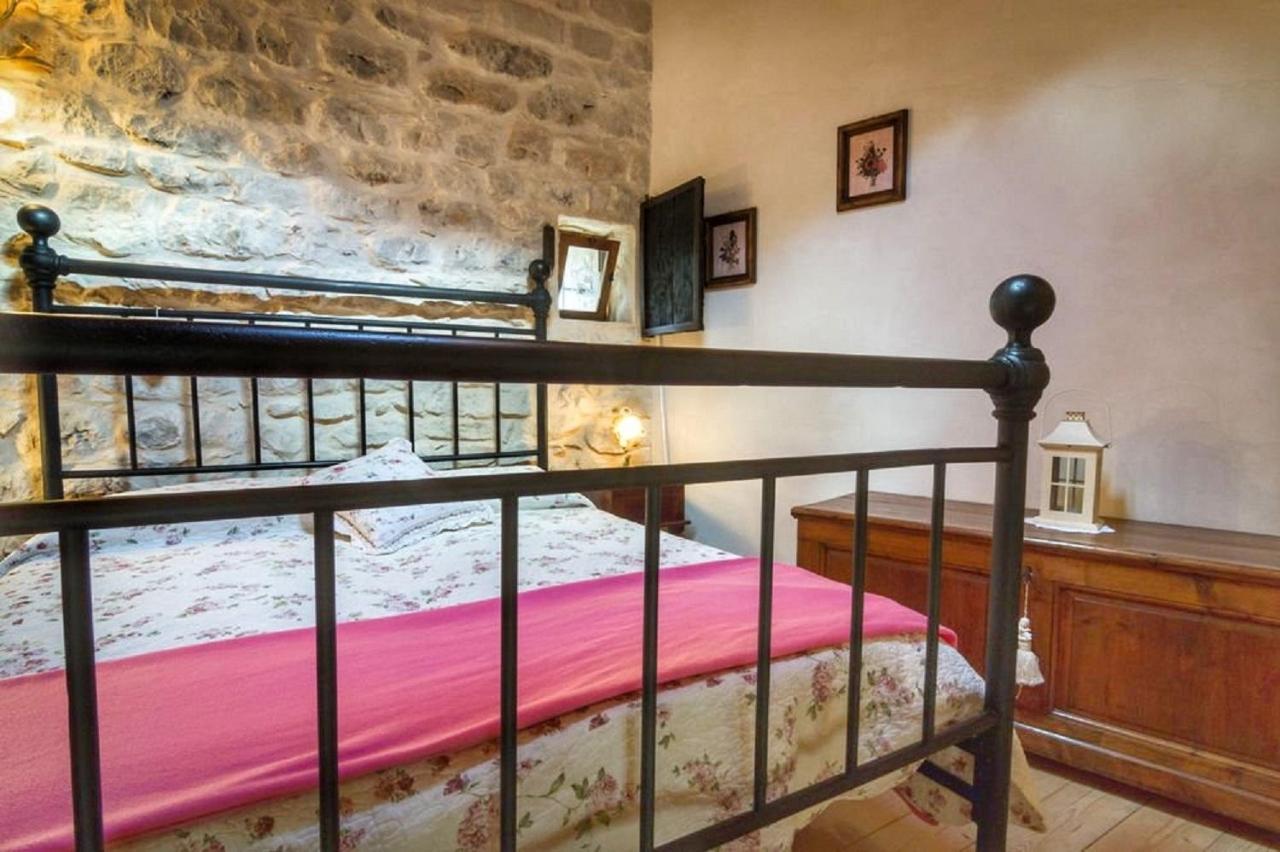 Lilibeth Houses - Charming & Lovely Views شيكلي المظهر الخارجي الصورة