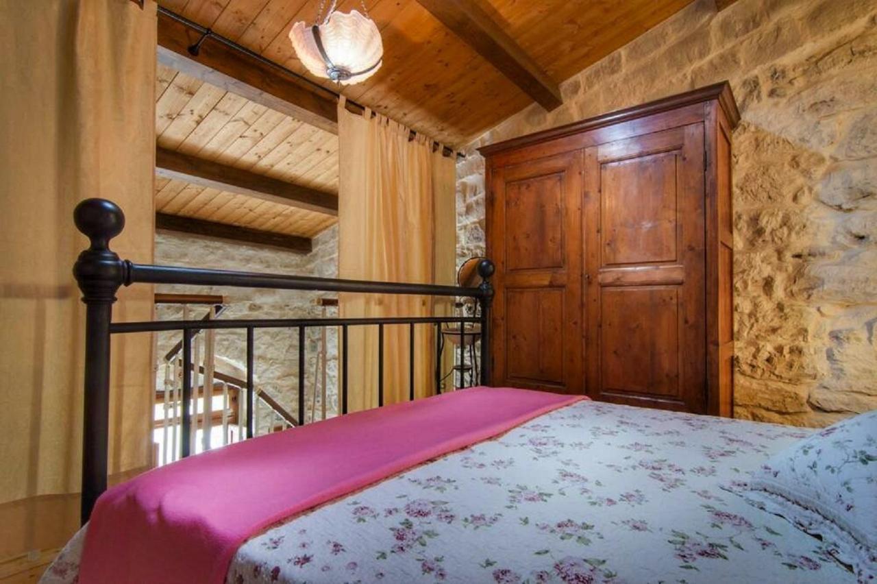 Lilibeth Houses - Charming & Lovely Views شيكلي المظهر الخارجي الصورة