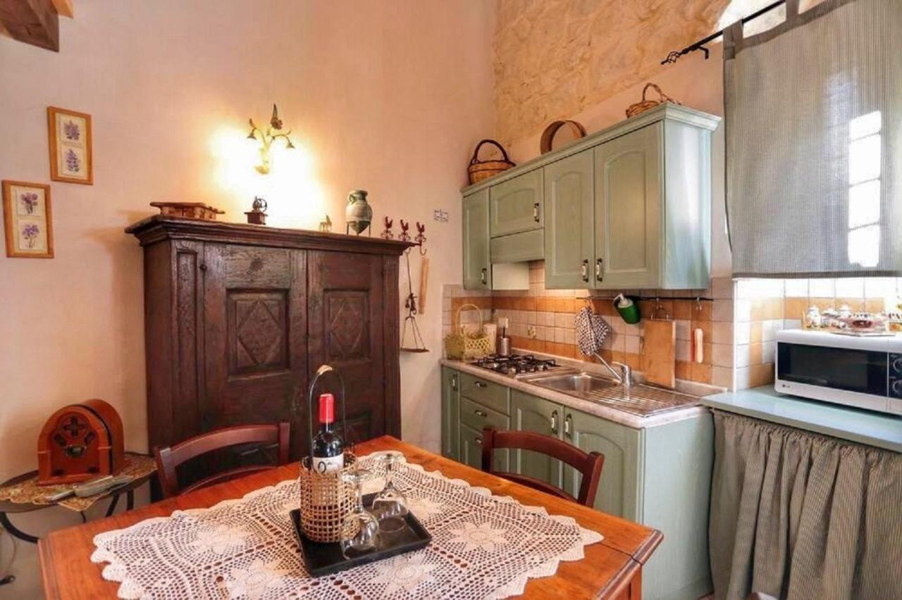 Lilibeth Houses - Charming & Lovely Views شيكلي المظهر الخارجي الصورة