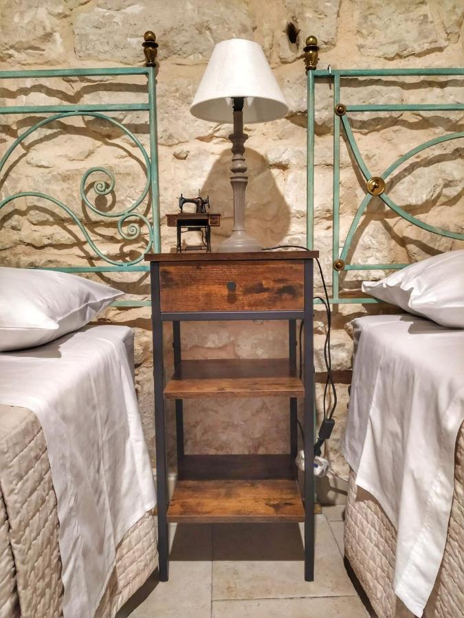 Lilibeth Houses - Charming & Lovely Views شيكلي المظهر الخارجي الصورة