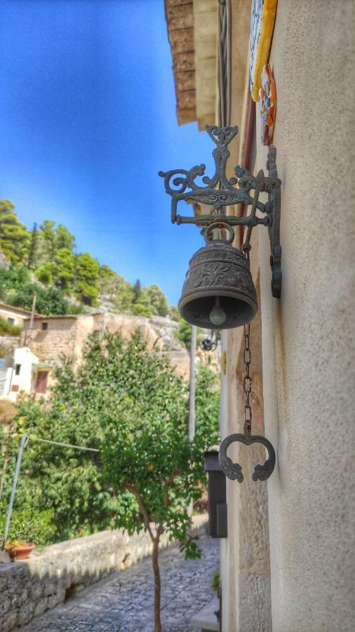 Lilibeth Houses - Charming & Lovely Views شيكلي المظهر الخارجي الصورة