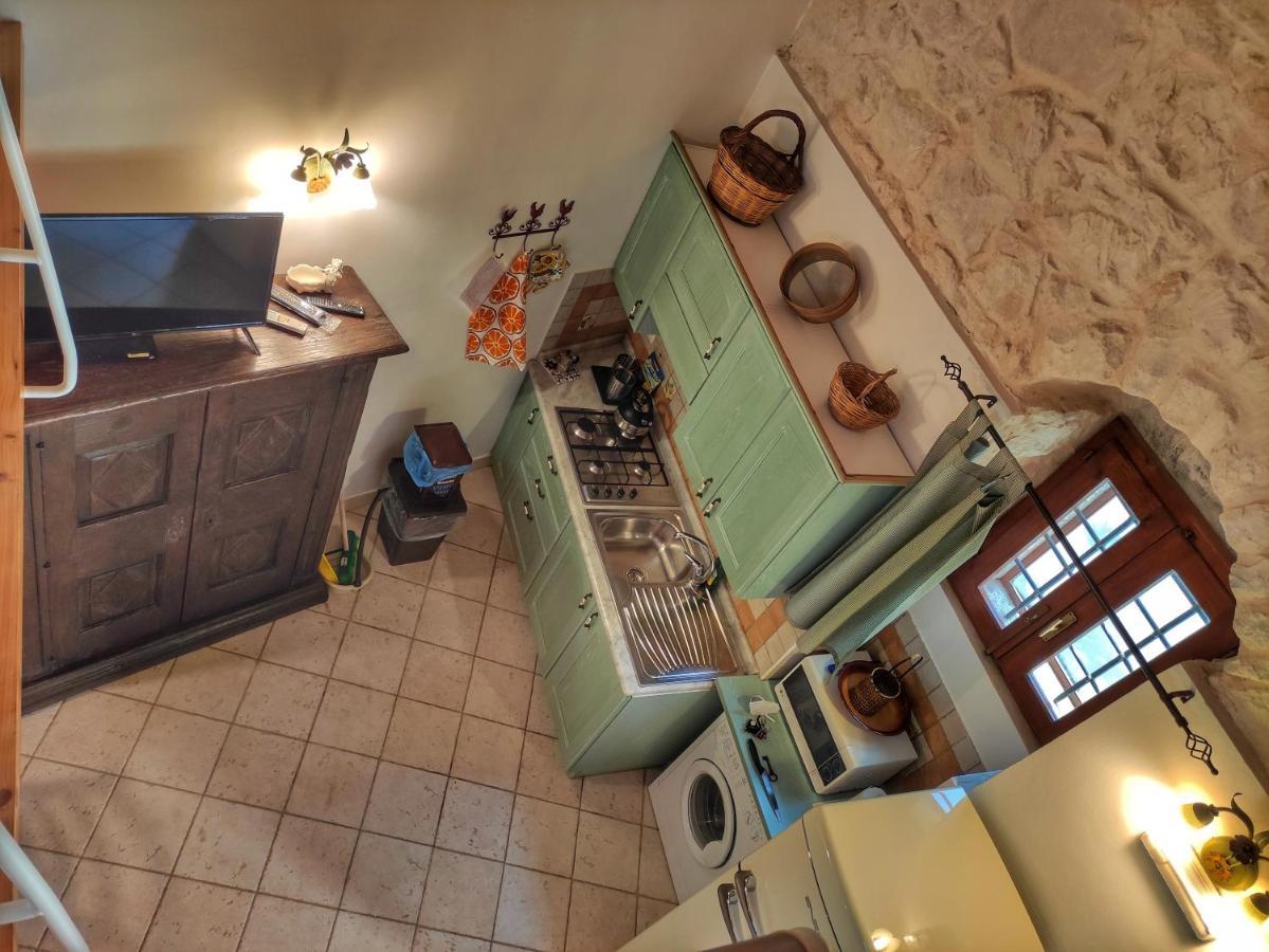 Lilibeth Houses - Charming & Lovely Views شيكلي المظهر الخارجي الصورة